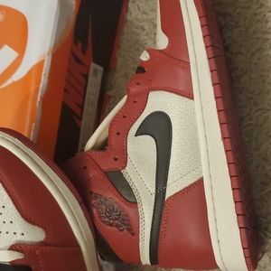 Air Jordan 1 lost & found sz 9men